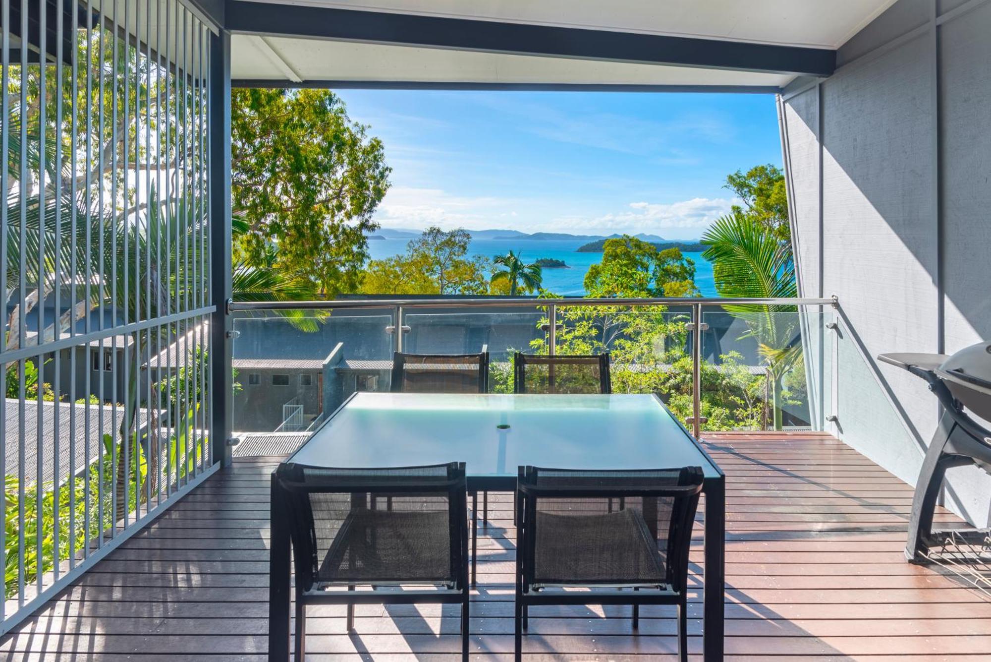 Pinnacle Apartments Hamilton Island Exterior foto